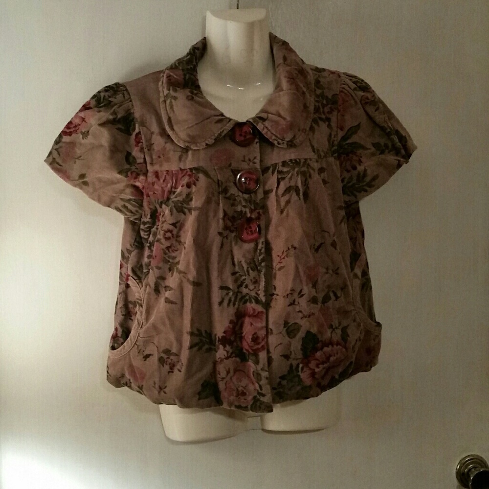 Cutest Ivy Jane Short Sleeve Overcoat - Size S